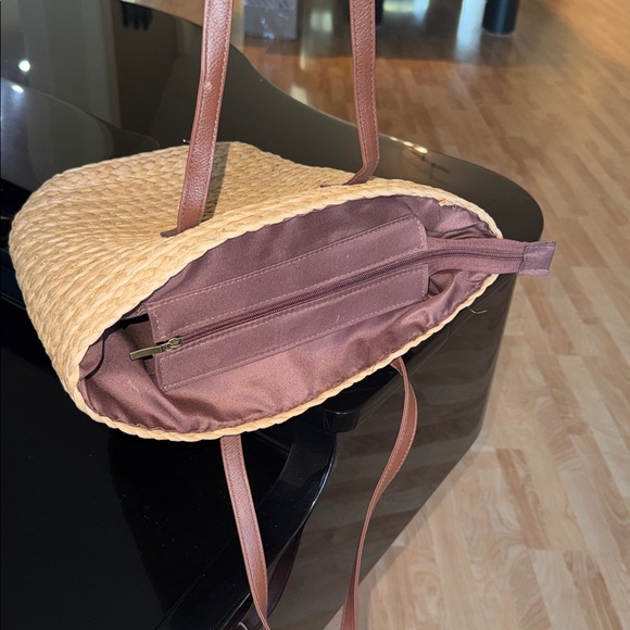 Natural Straw Tote with Brown Handles - Picture 5 of 5